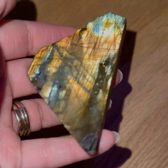 Labradorite - Picture 3 of 5